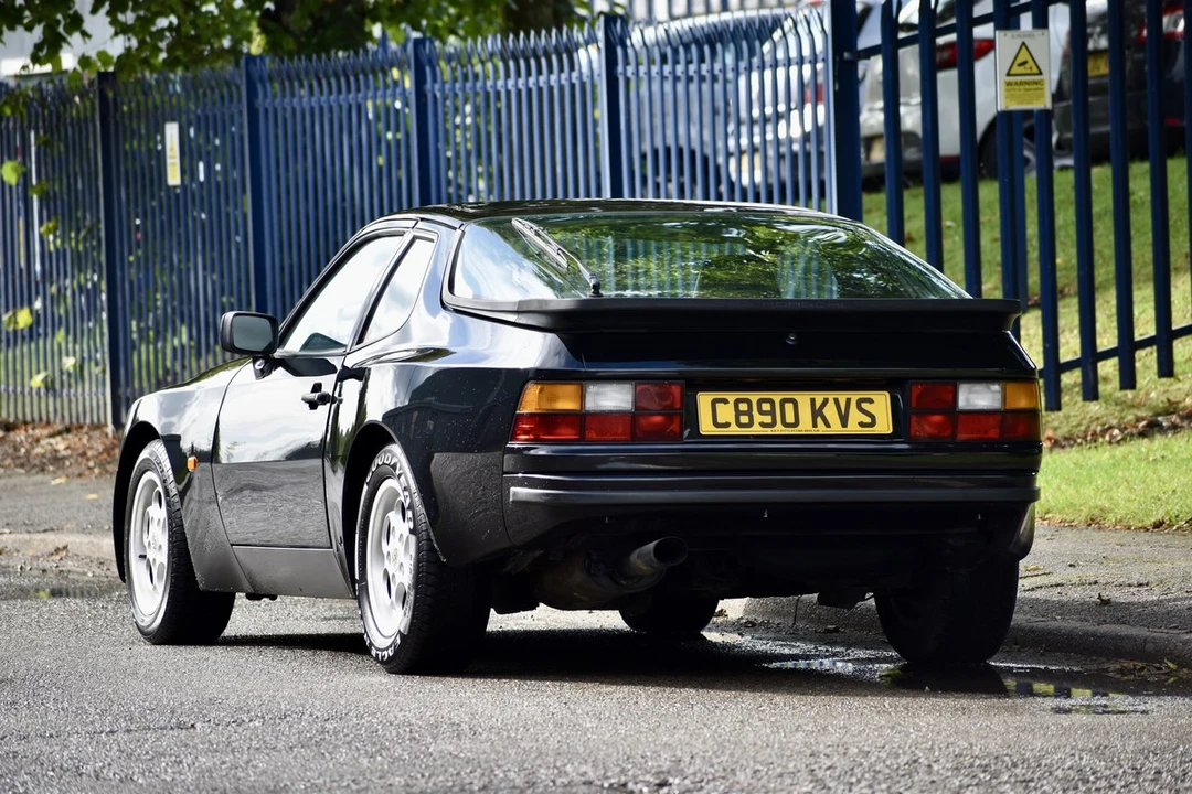 1985 Porsche 944 - Image 6 of 30