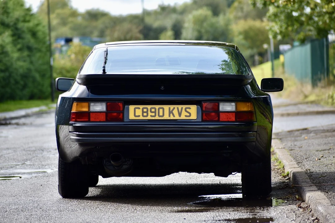 1985 Porsche 944 - Image 4 of 30