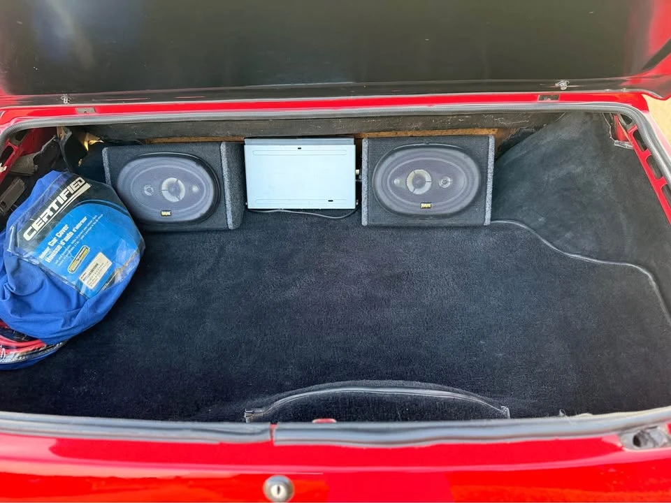 1985 Porsche 944 - Image 6 of 10