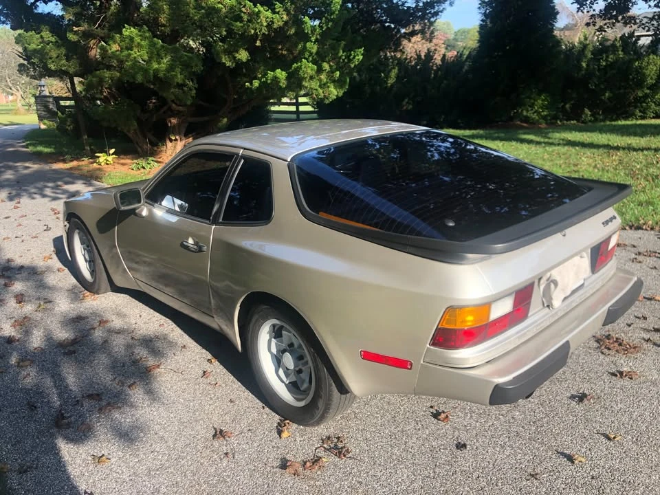 1985 Porsche 944 - Image 2 of 19