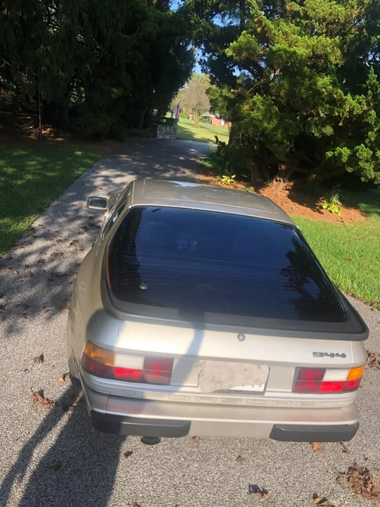 1985 Porsche 944 - Image 5 of 19