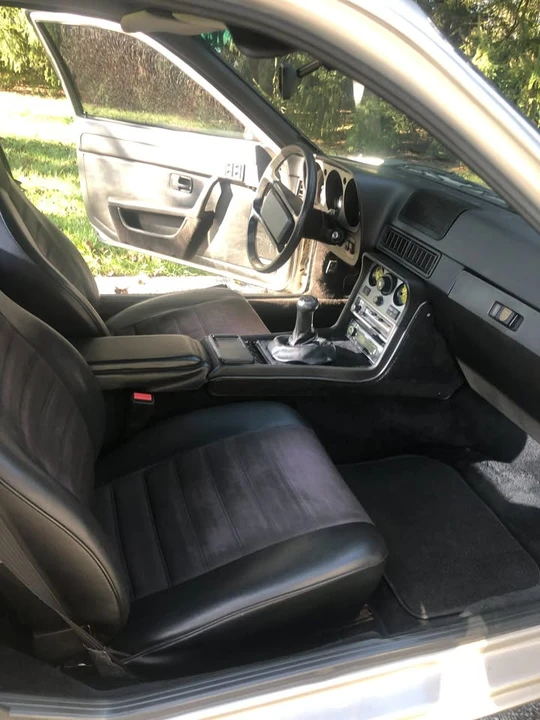 1985 Porsche 944 - Image 10 of 19