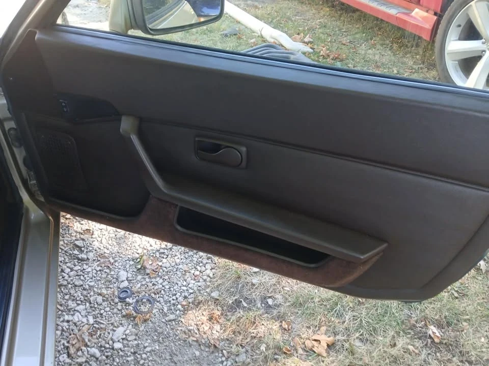1985 Porsche 944 - Image 4 of 6