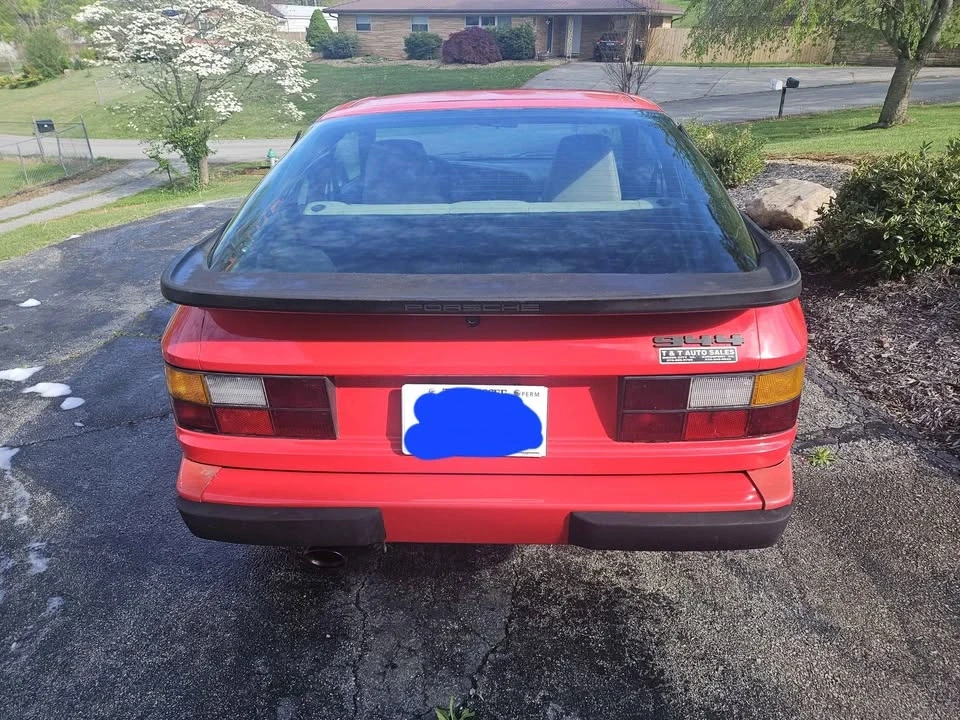 1985 Porsche 944 - Image 4 of 11
