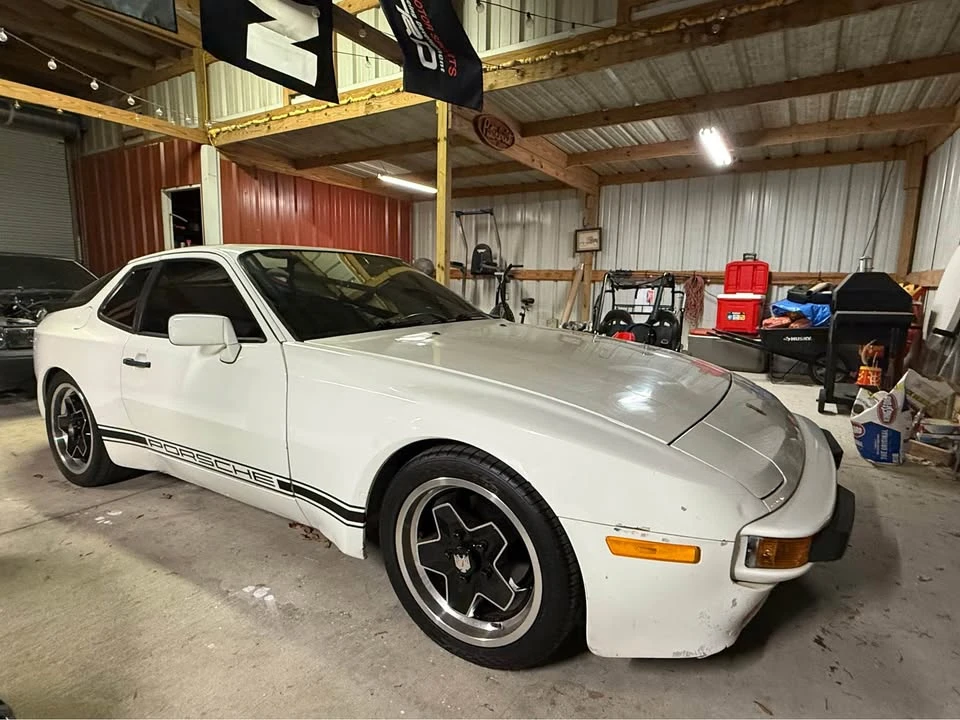 1985 Porsche 944 - Image 4 of 7