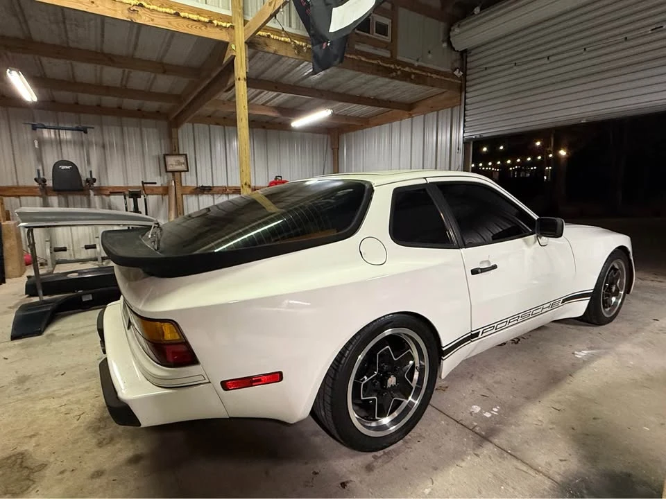 1985 Porsche 944 - Image 3 of 7