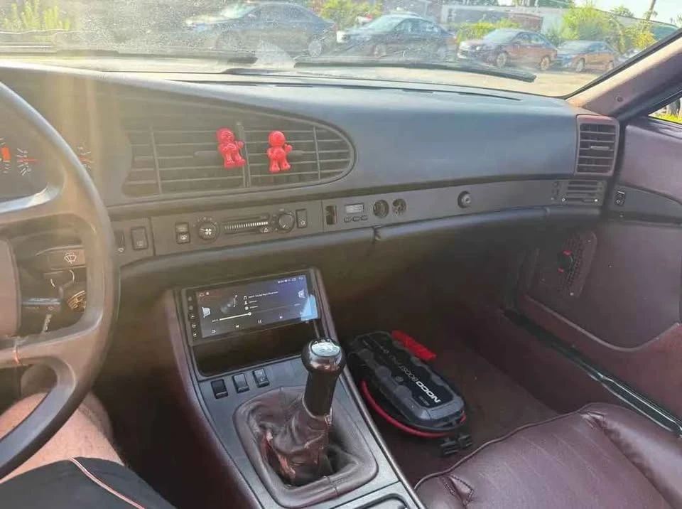 1985 Porsche 944 - Image 9 of 10