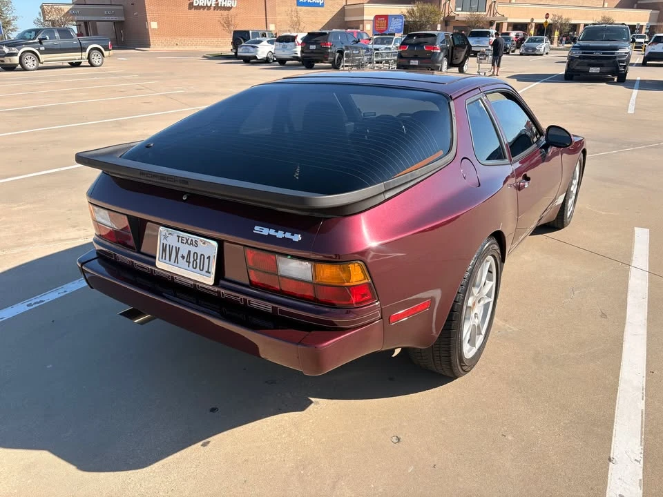 1985 Porsche 944 - Image 14 of 19
