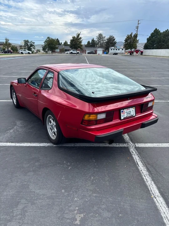 1985 Porsche 944 - Image 4 of 14