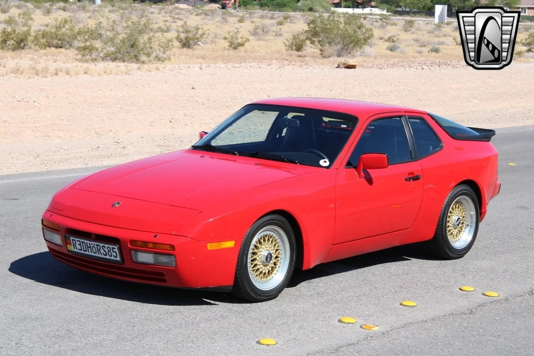 1985 Porsche 944 - Image 5 of 21
