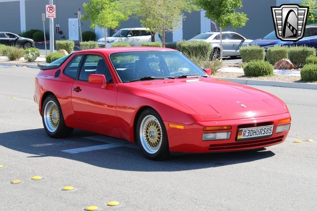 1985 Porsche 944 - Image 16 of 21