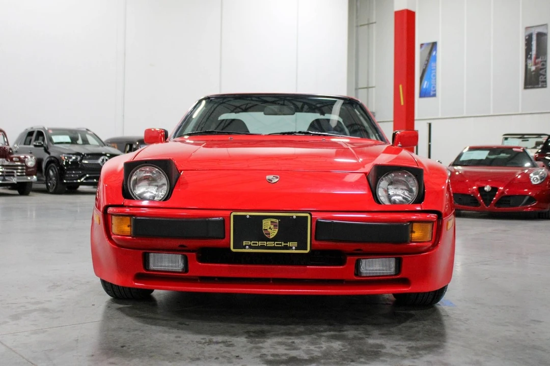 1985 Porsche 944 - Image 11 of 12