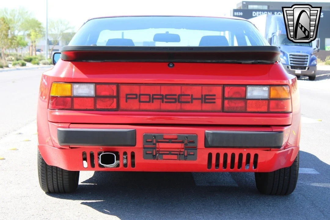 1985 Porsche 944 - Image 19 of 21