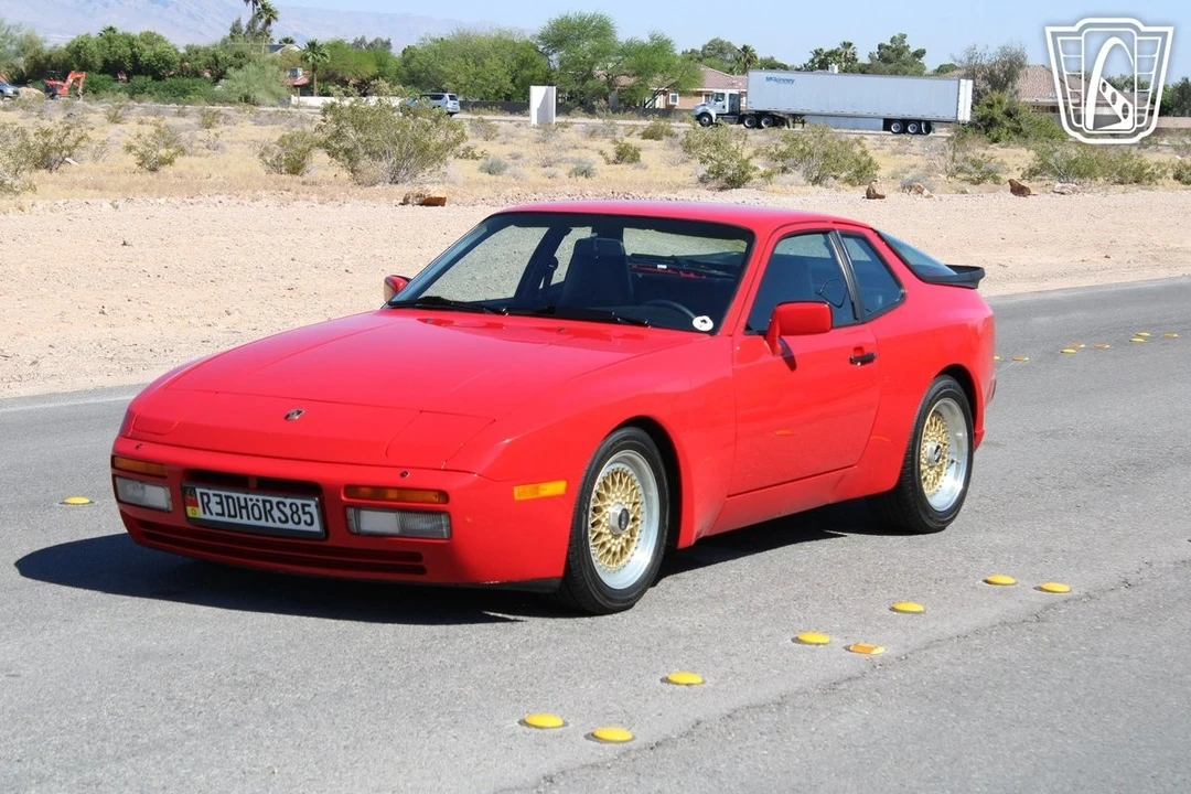 1985 Porsche 944 - Image 3 of 12