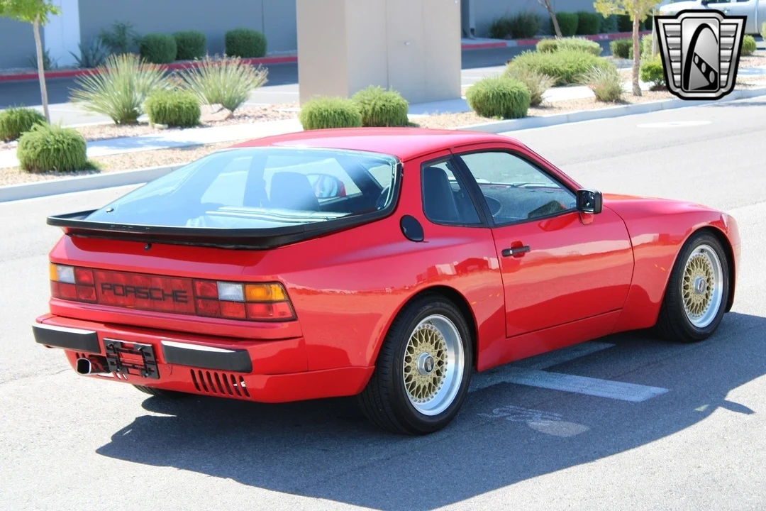 1985 Porsche 944 - Image 10 of 21