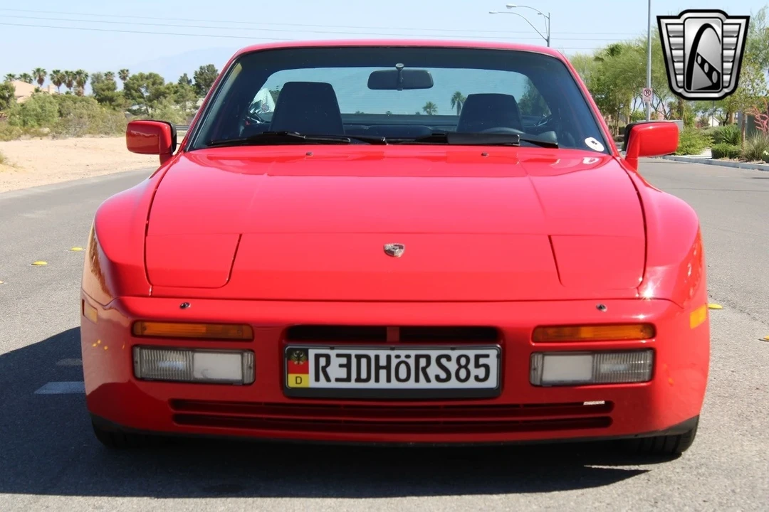 1985 Porsche 944 - Image 17 of 21