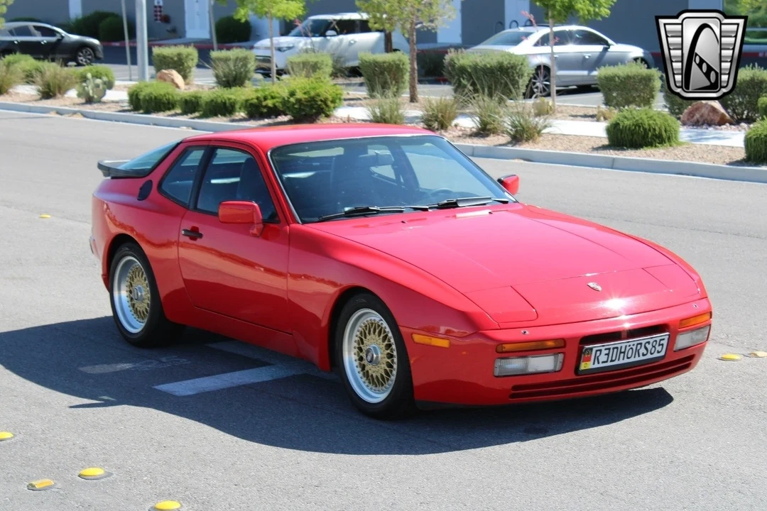 1985 Porsche 944 - Image 12 of 21