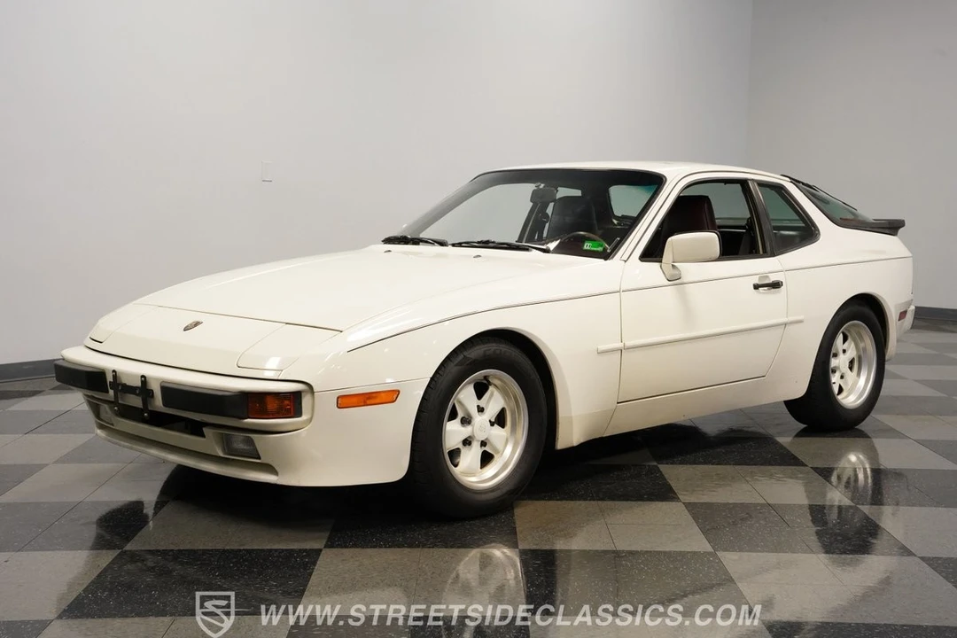1985 Porsche 944 - Image 5 of 12