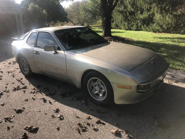1985 Porsche 944 - Image 2 of 19