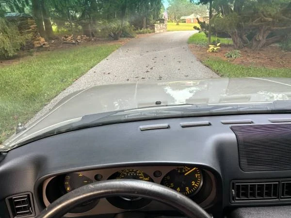 1985 Porsche 944 - Image 6 of 19