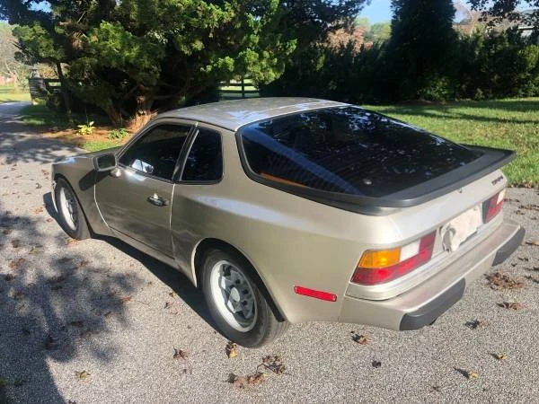 1985 Porsche 944 - Image 5 of 19