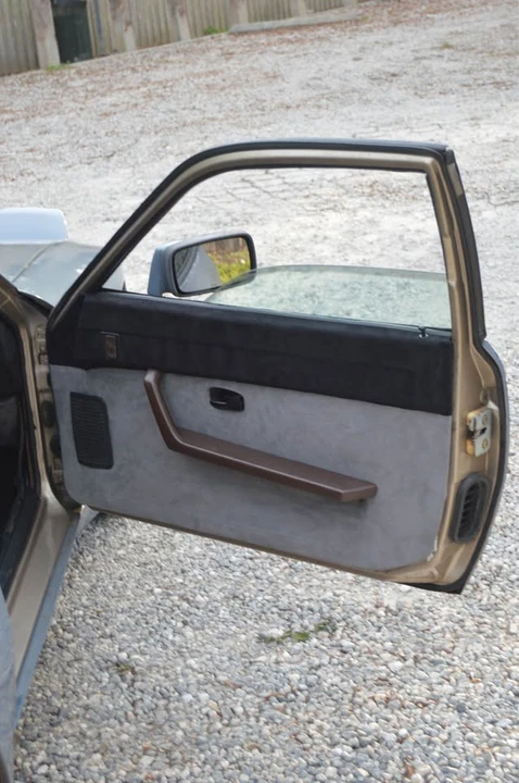 1985 Porsche 944 - Image 15 of 16