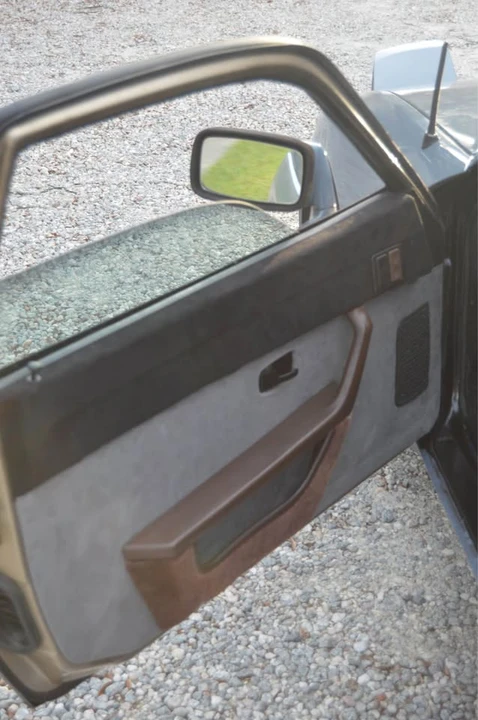 1985 Porsche 944 - Image 16 of 16