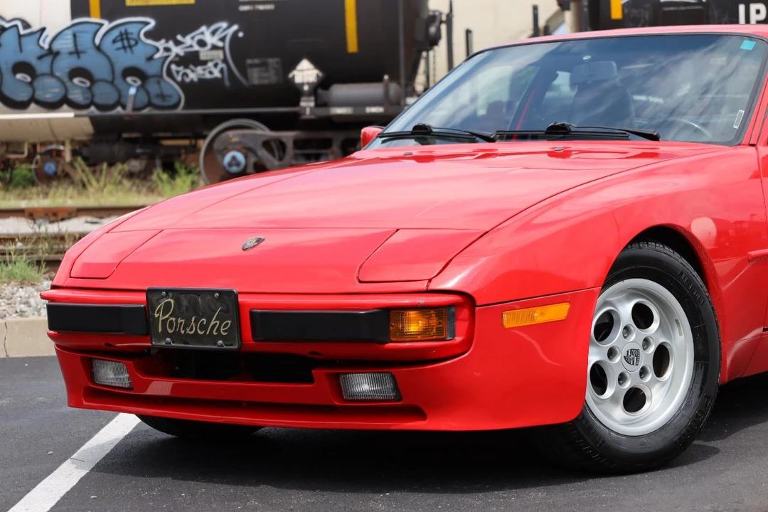 1985 Porsche 944 - Image 7 of 31