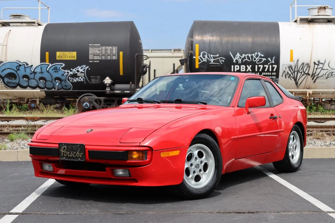 1985 Porsche 944 - Image 4 of 31