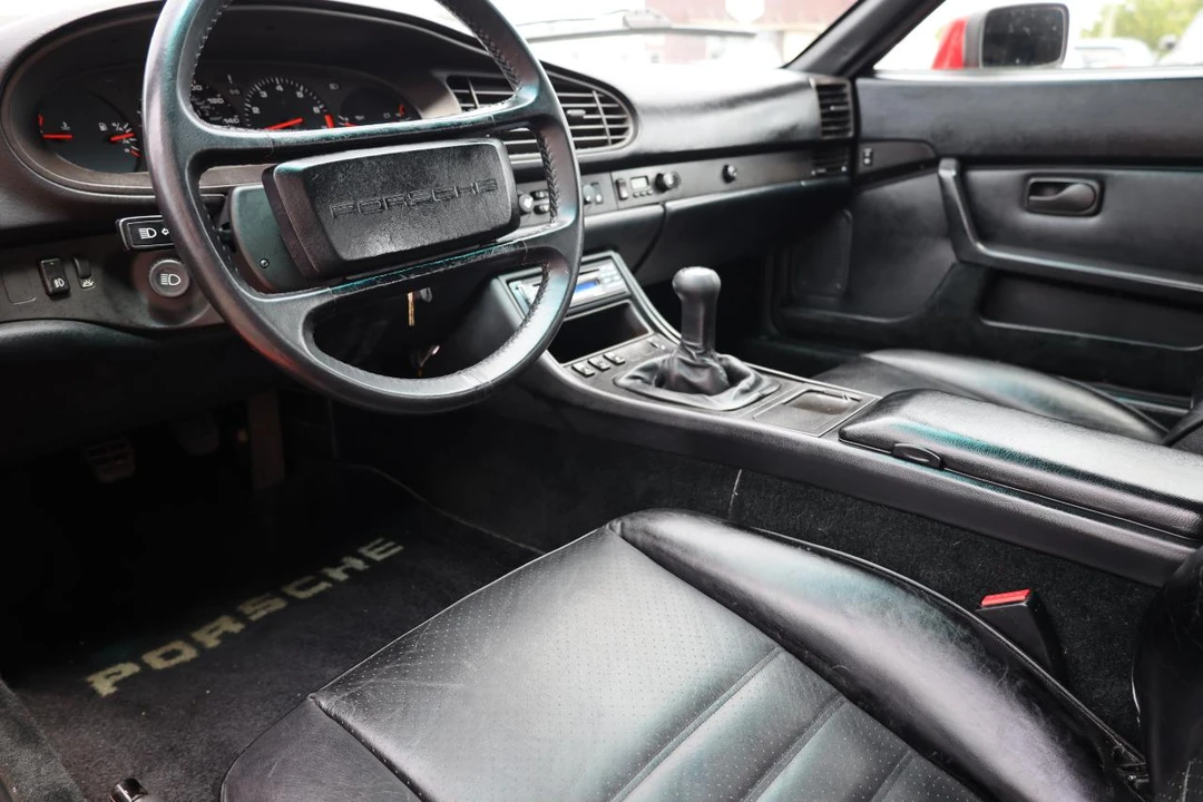 1985 Porsche 944 - Image 12 of 31