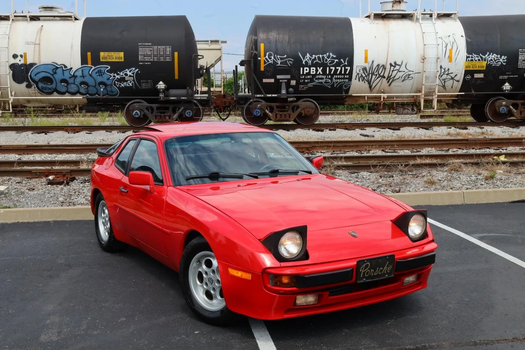 1985 Porsche 944 - Image 18 of 31