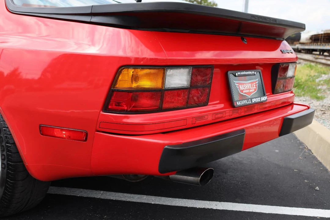 1985 Porsche 944 - Image 21 of 31