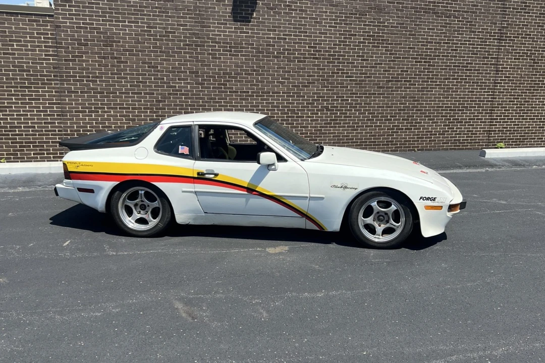 1985 Porsche 944 - Image 3 of 31