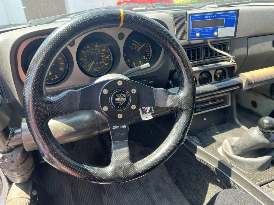 1985 Porsche 944 - Image 24 of 31