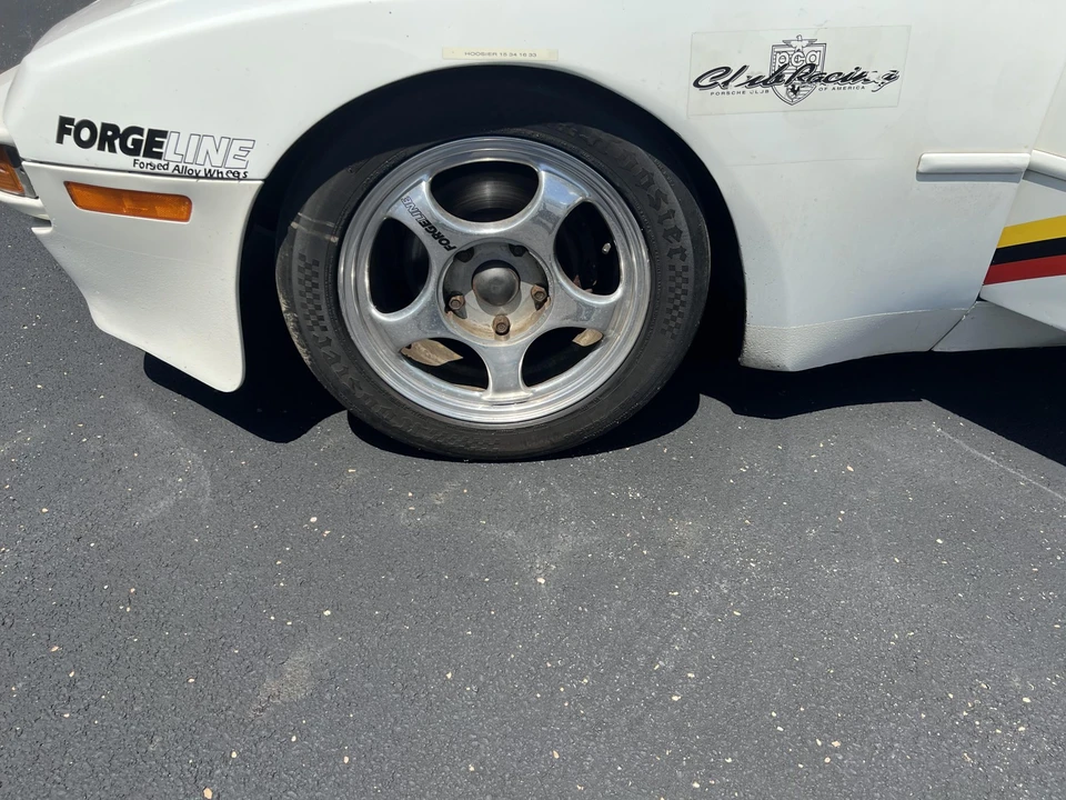 1985 Porsche 944 - Image 10 of 31