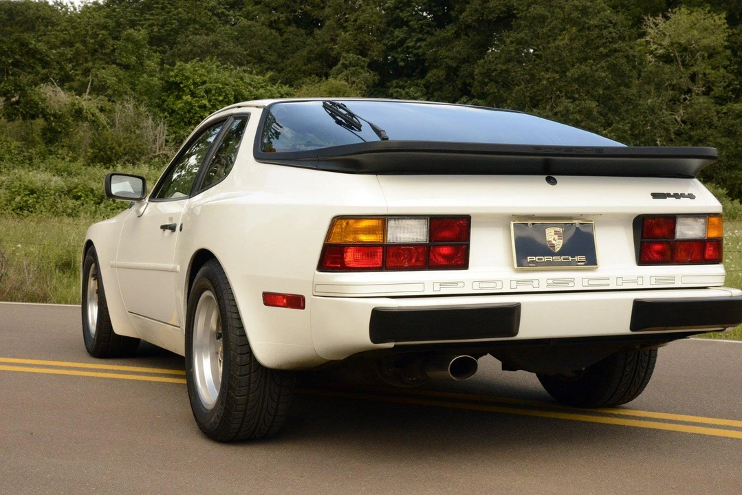 1985 Porsche 944 - Image 13 of 31