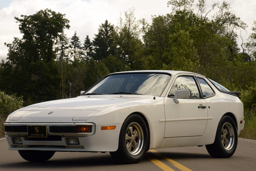1985 Porsche 944 - Image 22 of 31