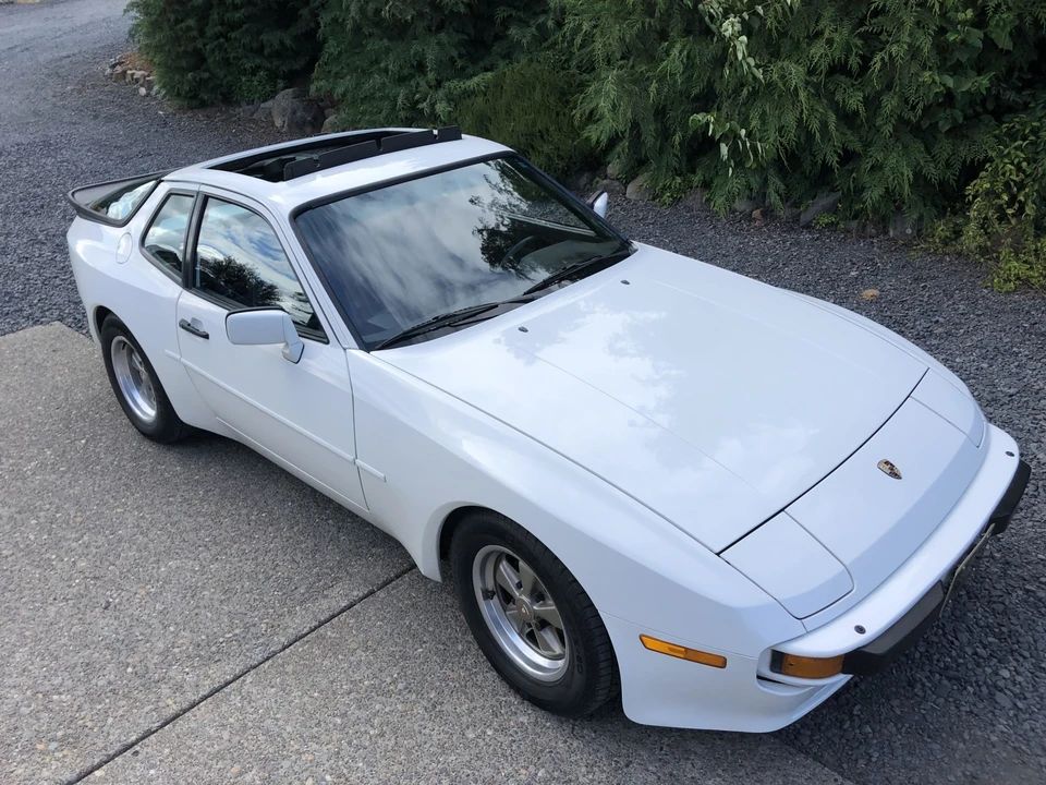 1985 Porsche 944 - Image 29 of 31