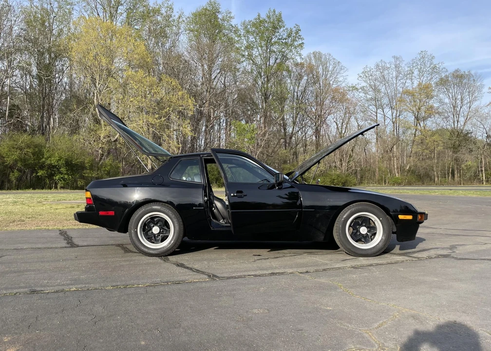 1985 Porsche 944 - Image 20 of 31