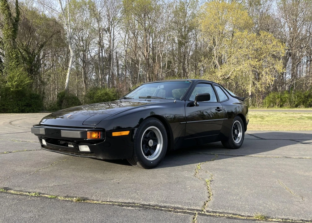 1985 Porsche 944 - Image 2 of 31