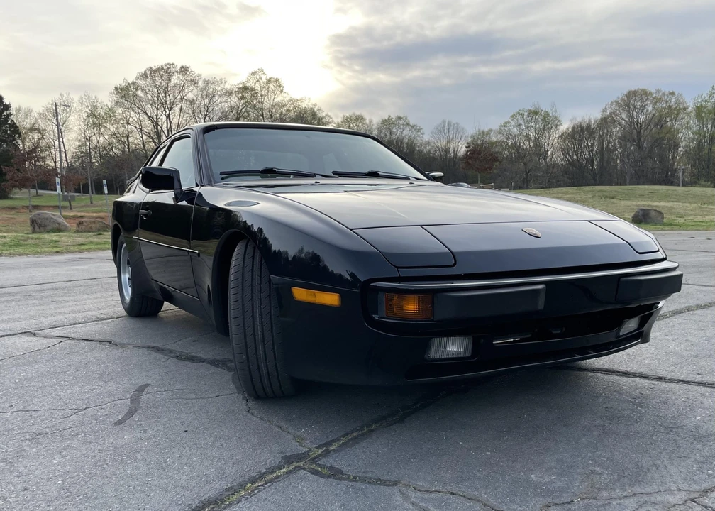 1985 Porsche 944 - Image 10 of 31