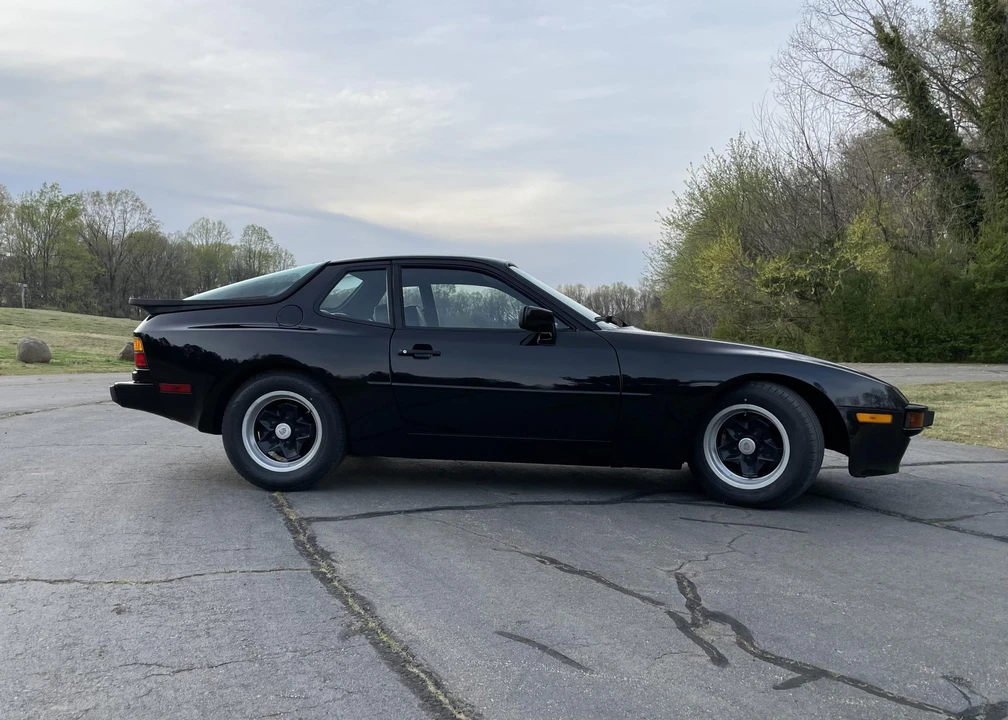 1985 Porsche 944 - Image 16 of 31