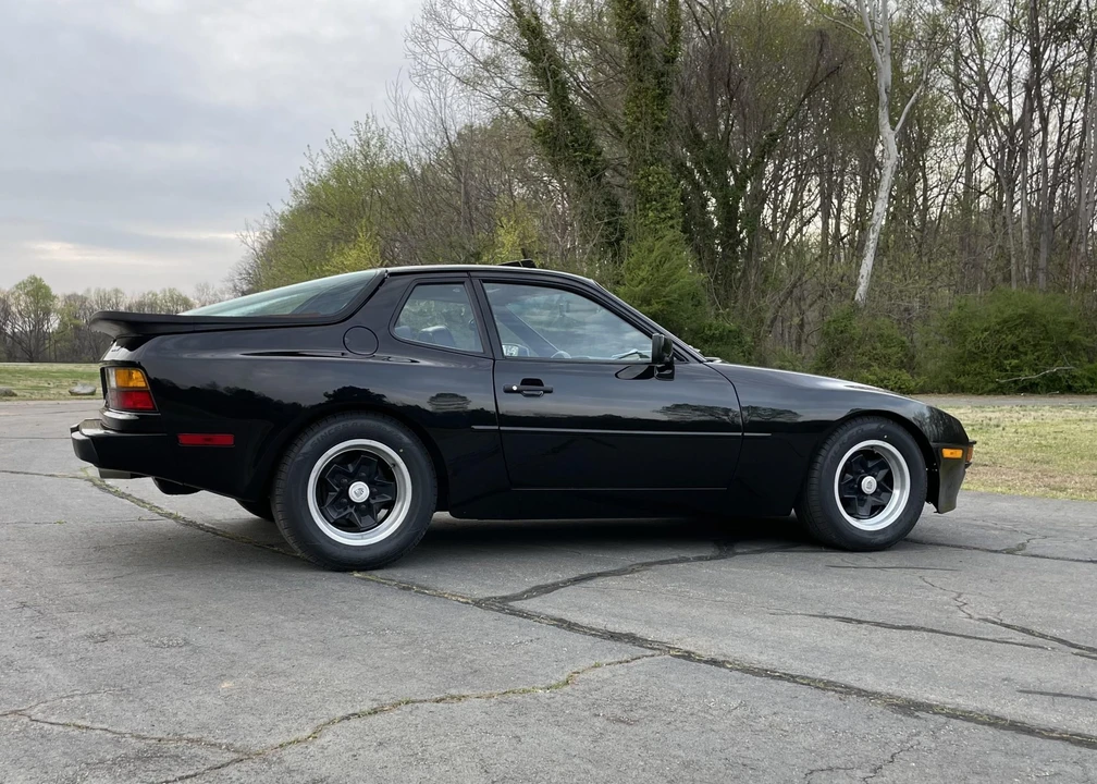 1985 Porsche 944 - Image 22 of 31