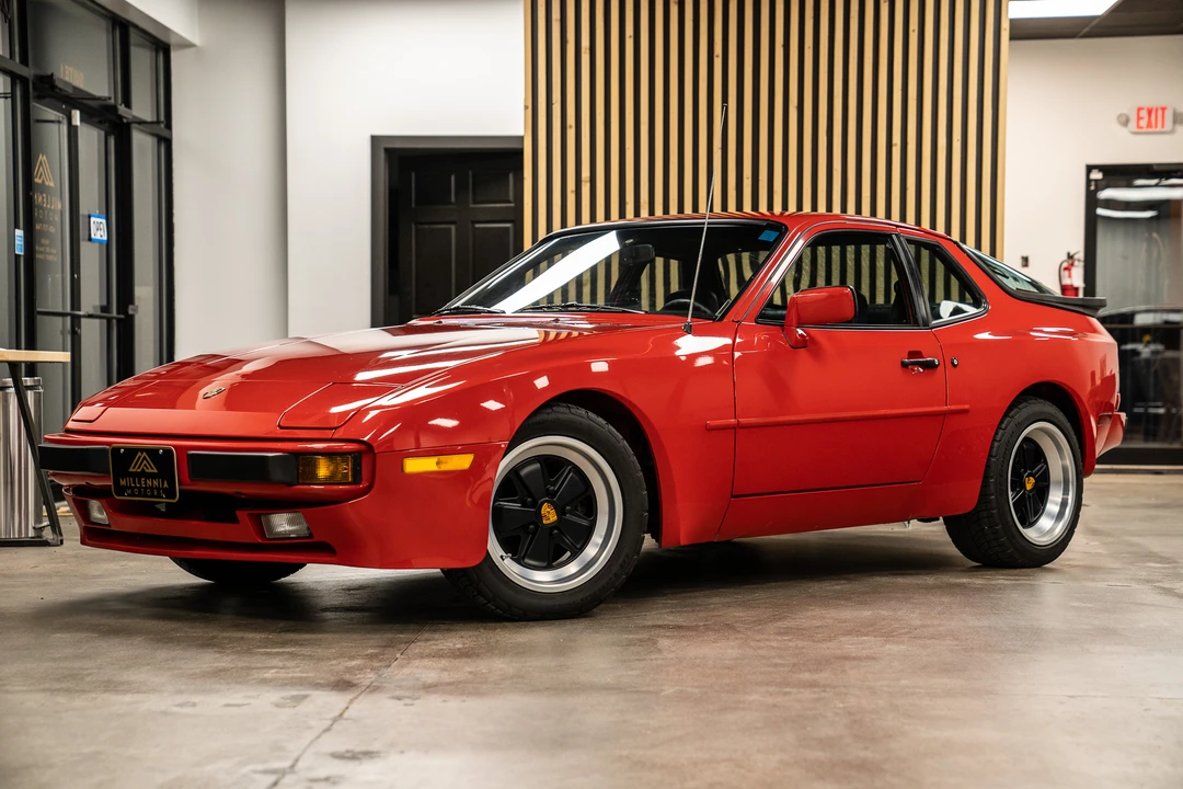 1985 Porsche 944 - Image 5 of 31