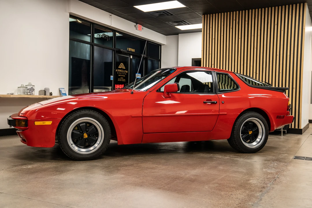 1985 Porsche 944 - Image 7 of 31