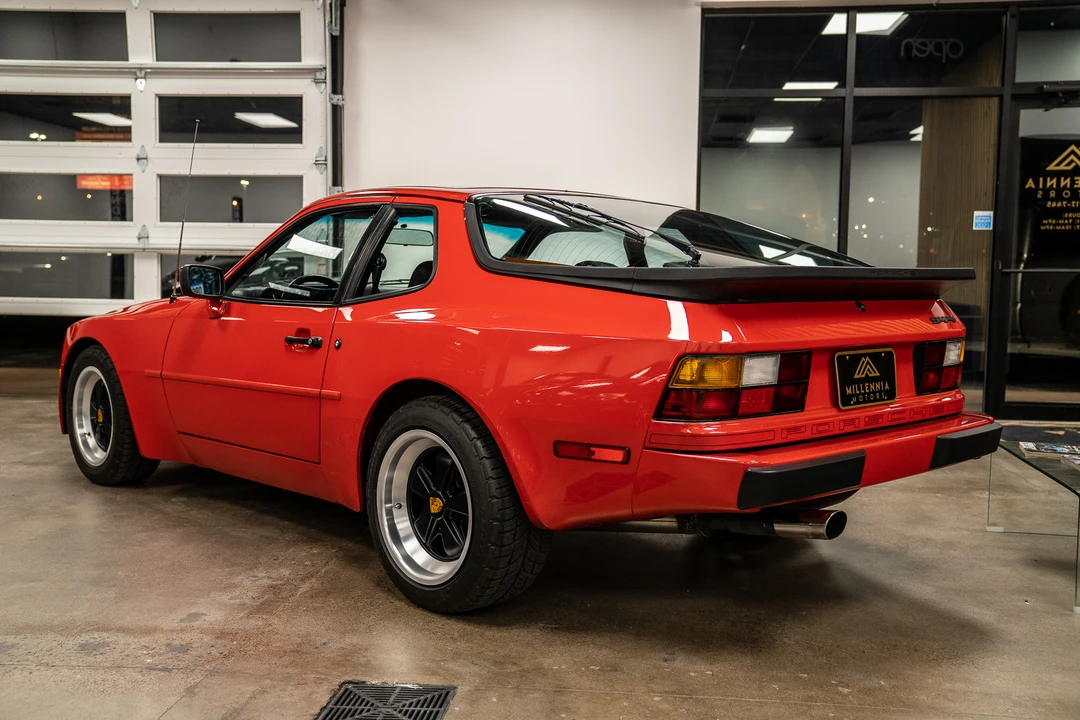 1985 Porsche 944 - Image 11 of 31