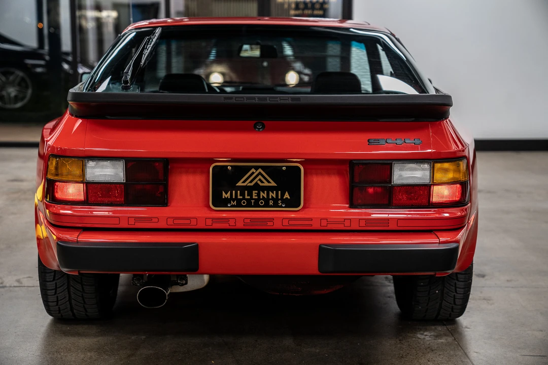 1985 Porsche 944 - Image 15 of 31
