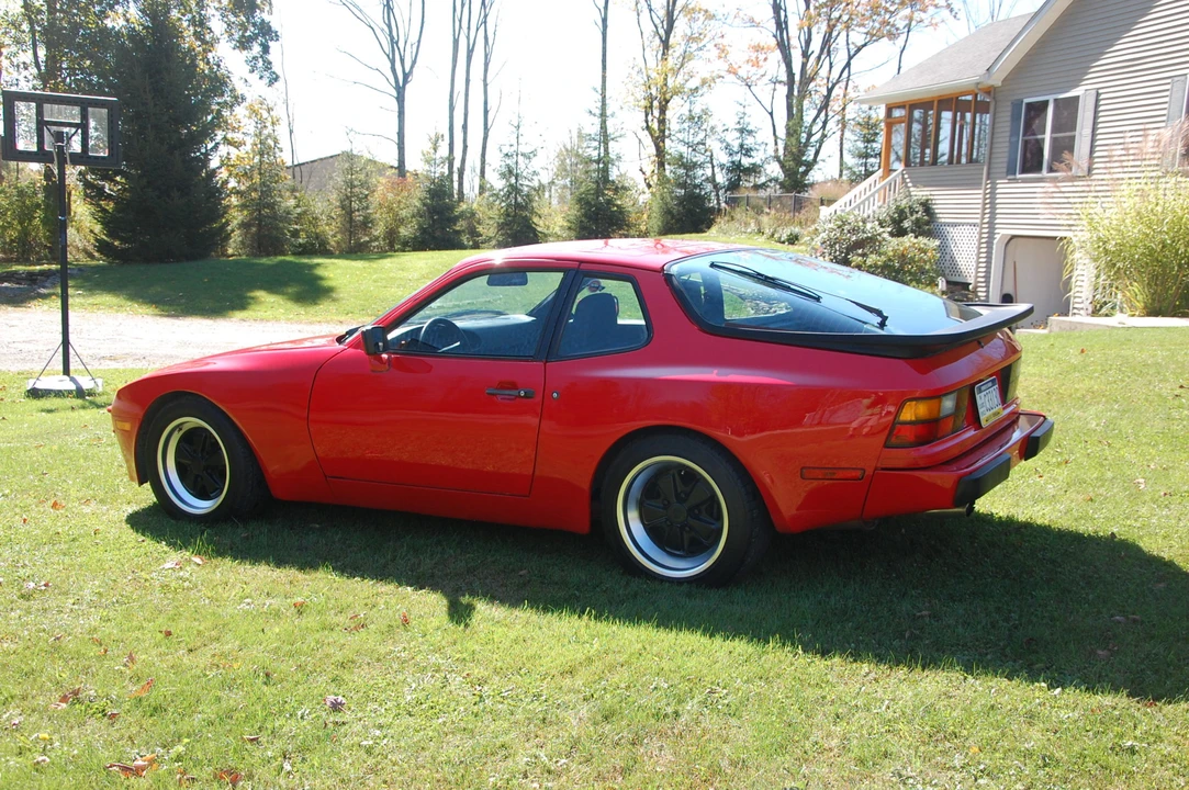 1985 Porsche 944 - Image 19 of 31