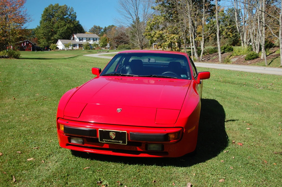 1985 Porsche 944 - Image 18 of 31