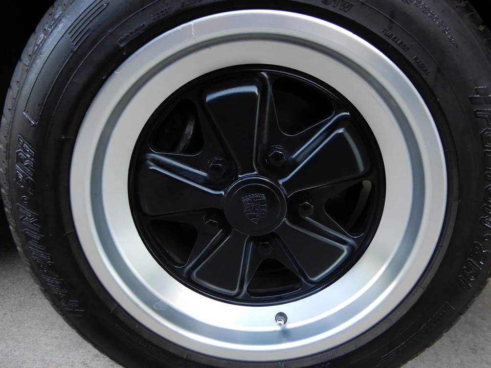 1985 Porsche 944 - Image 26 of 31